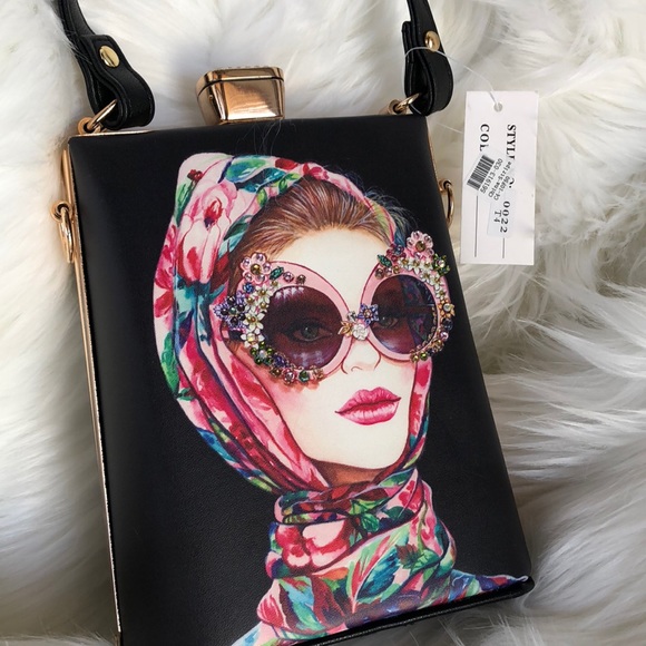 Purses - Picture 6 of 6